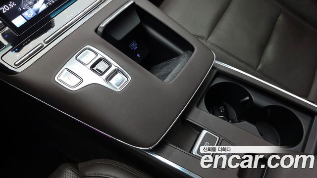 Hyundai Grandeur 2022 — photo 9