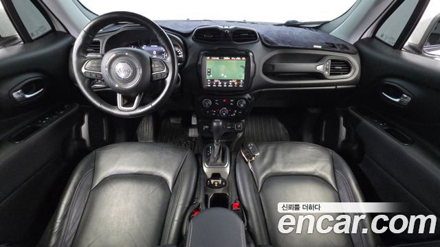 Jeep Renegade 2018 — photo 10