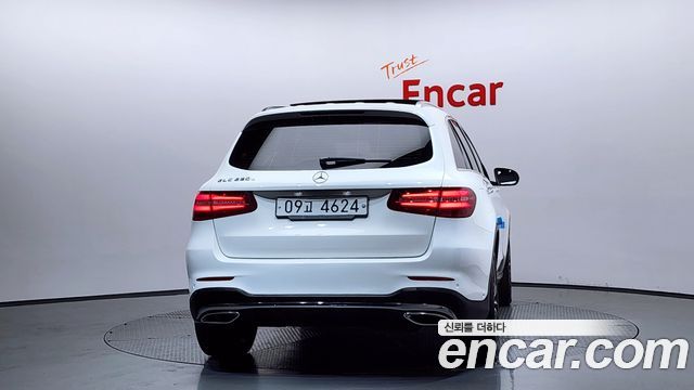 Mercedes-Benz GLC-Class 2018 — photo 4