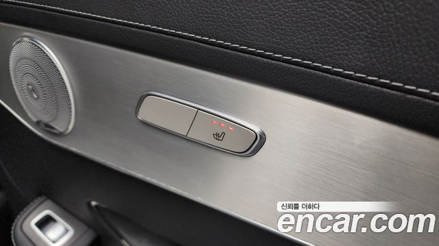 Mercedes-Benz GLC-Class 2018 — photo 25