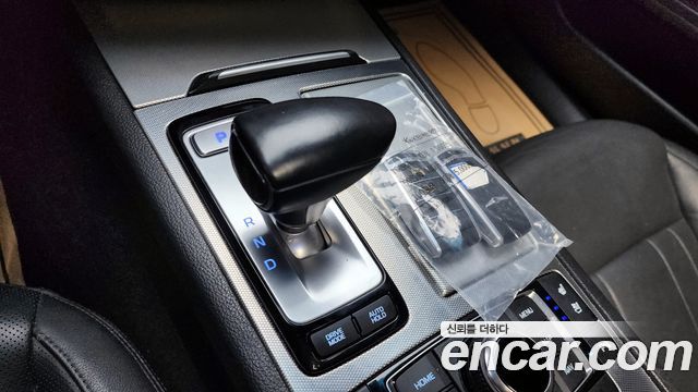 Genesis G80 2019 — photo 12