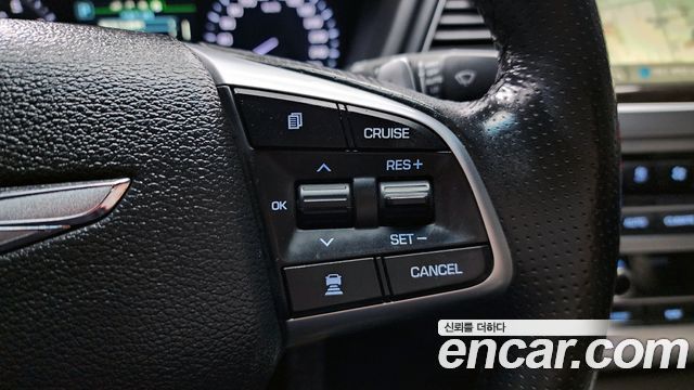 Genesis G80 2019 — photo 22