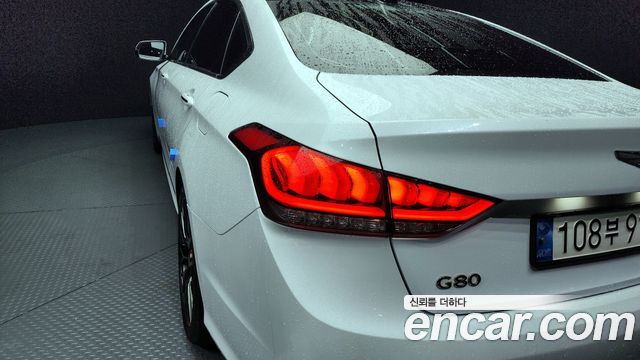 Genesis G80 2019 — photo 9