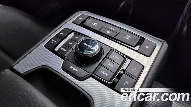 Genesis G80 2019 — photo 34