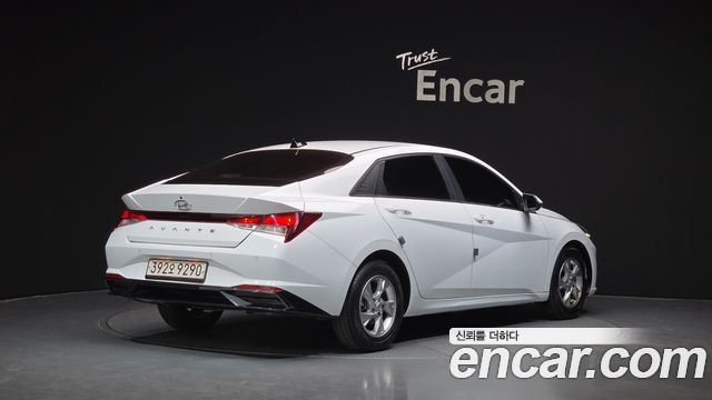Hyundai AVANTE 2021 — photo 2