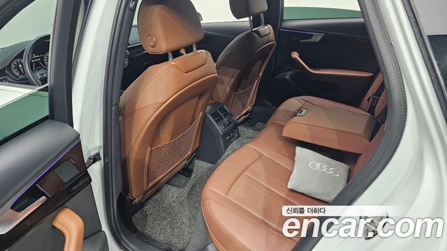 Audi A4 2021 — photo 11