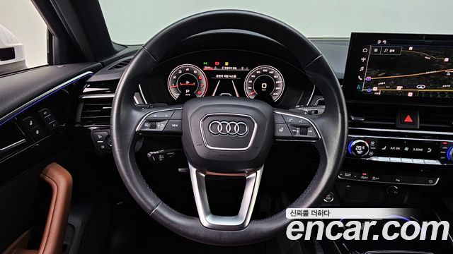 Audi A4 2021 — photo 12