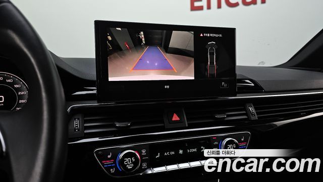 Audi A4 2021 — photo 16