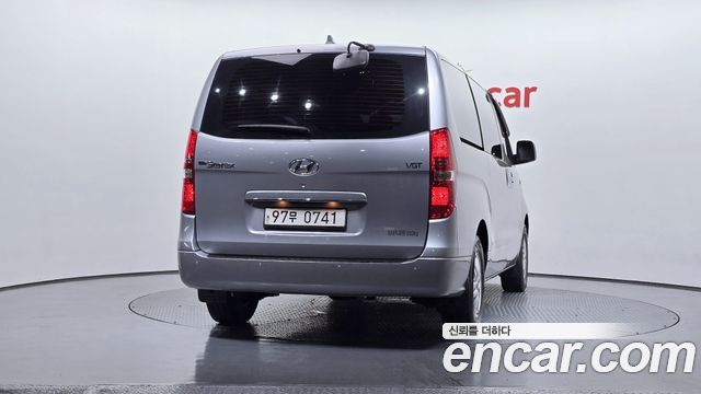 Hyundai Starex 2021 — photo 4