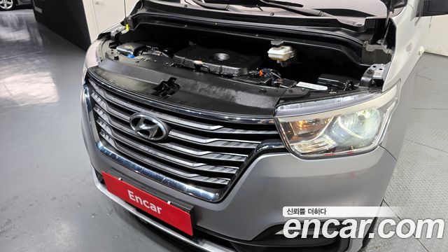 Hyundai Starex 2021 — photo 6