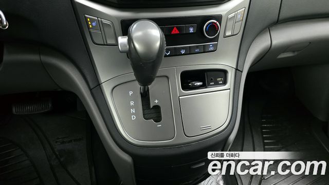 Hyundai Starex 2021 — photo 12