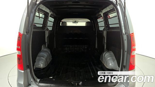 Hyundai Starex 2021 — photo 25