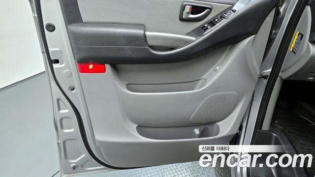 Hyundai Starex 2021 — photo 14