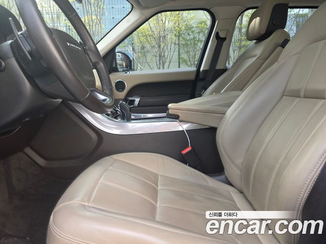 Land Rover Range Rover Sport 2019 — photo 13
