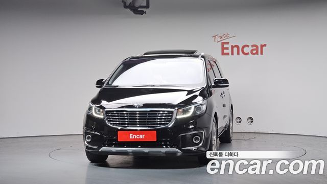 Kia Canival 2017 — photo 3