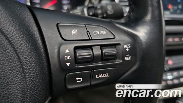 Kia Canival 2017 — photo 24