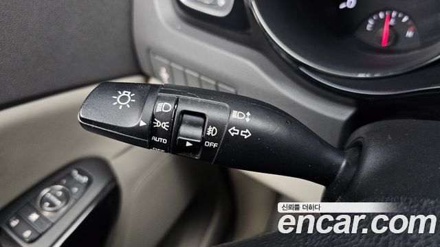 Kia Canival 2017 — photo 34
