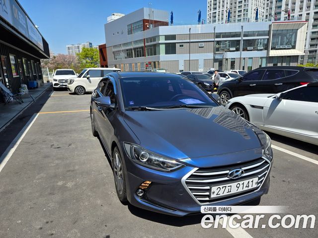 Hyundai AVANTE 2017 — photo 1