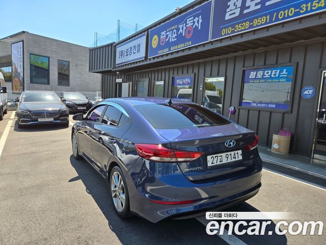 Hyundai AVANTE 2017 — photo 2