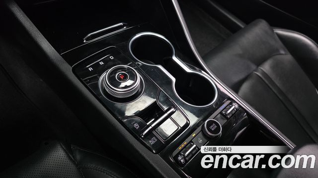 Kia K5 2020 — photo 9