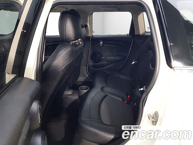 Mini Cooper 2016 — photo 9