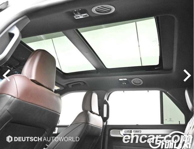 Ford Explorer 2021 — photo 8