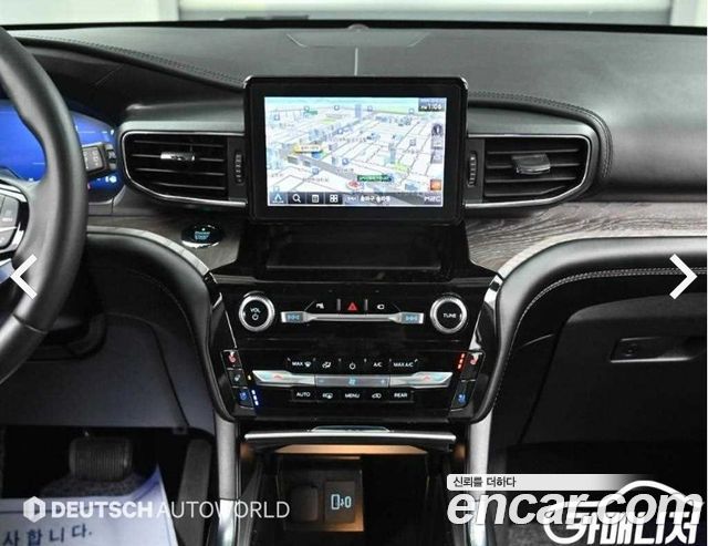 Ford Explorer 2021 — photo 13