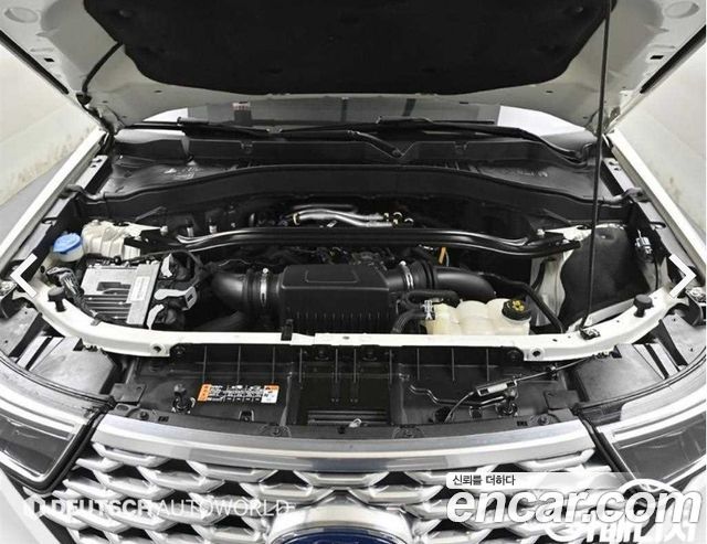 Ford Explorer 2021 — photo 19