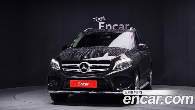 Mercedes-Benz GLE-Class 2017 — photo 3
