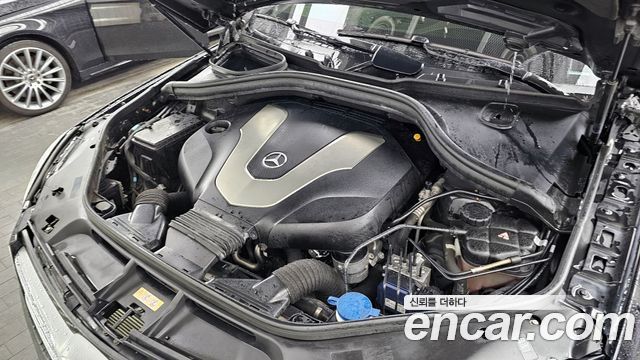 Mercedes-Benz GLE-Class 2017 — photo 6
