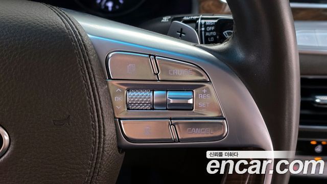 Kia K9 2019 — photo 22