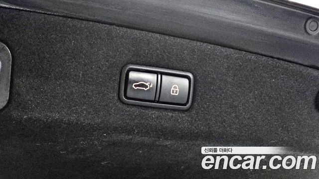Kia K9 2019 — photo 28
