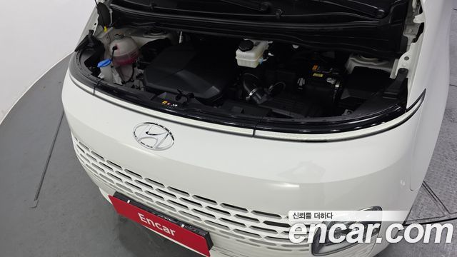 Hyundai Staria 2022 — photo 6