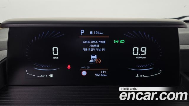Hyundai Staria 2022 — photo 11