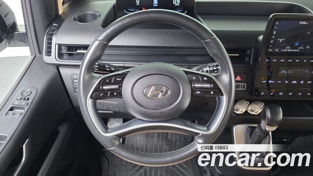 Hyundai Staria 2022 — photo 19