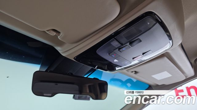Hyundai Staria 2022 — photo 23
