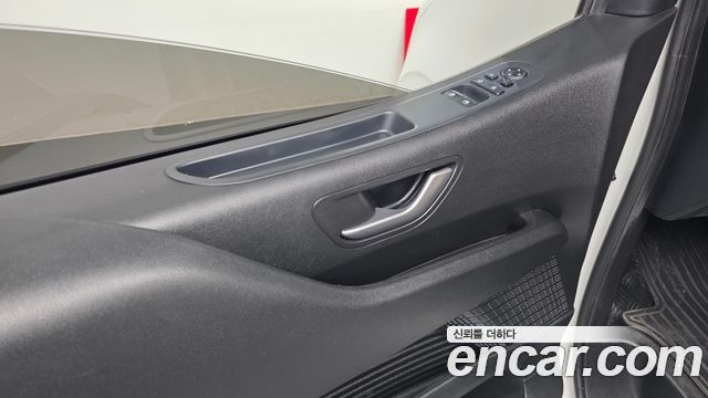 Hyundai Staria 2022 — photo 14