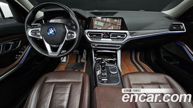 BMW 3-Series 2020 — photo 7