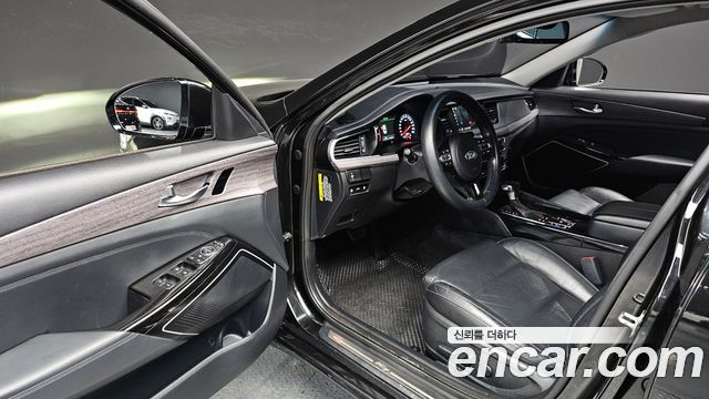 Kia K7 2017 — photo 10