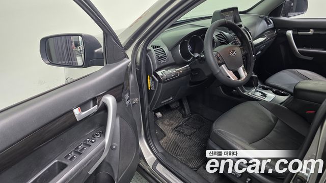 Kia Sorento 2011 — photo 11