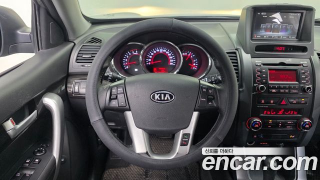 Kia Sorento 2011 — photo 14