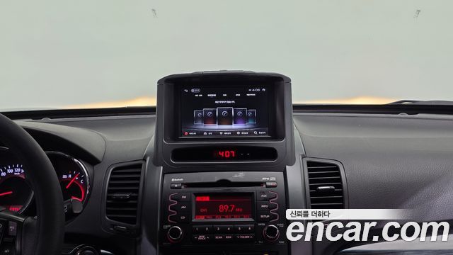 Kia Sorento 2011 — photo 16