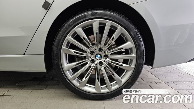 BMW Gran Turismo 2019 — photo 7
