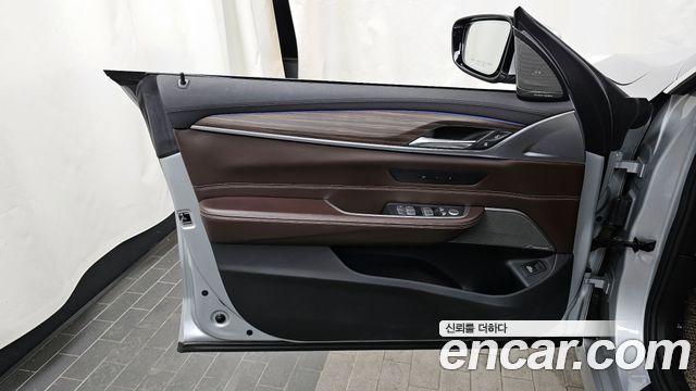 BMW Gran Turismo 2019 — photo 14