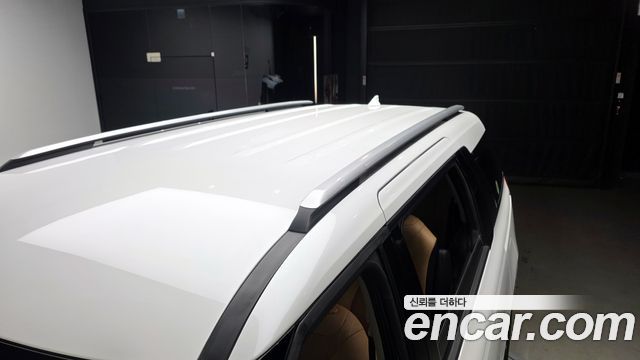 Kia Canival 2023 — photo 36