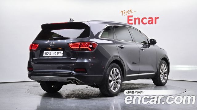 Kia Sorento 2018 — photo 2