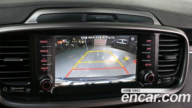 Kia Sorento 2018 — photo 22