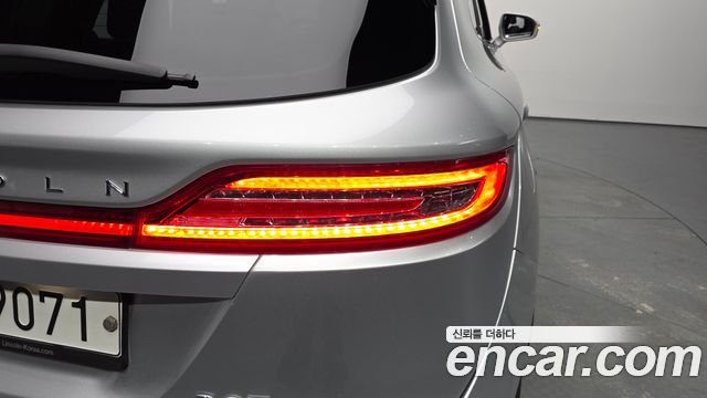 Lincoln MKC 2018 — photo 9