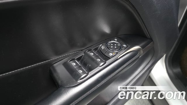 Lincoln MKC 2018 — photo 35