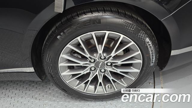 Genesis G80 2022 — photo 7